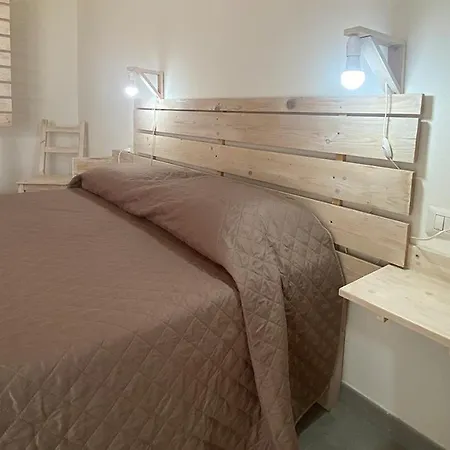 I Tre Schen Hotel Calasetta