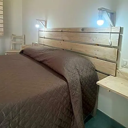 I Tre Schen Hotel Calasetta